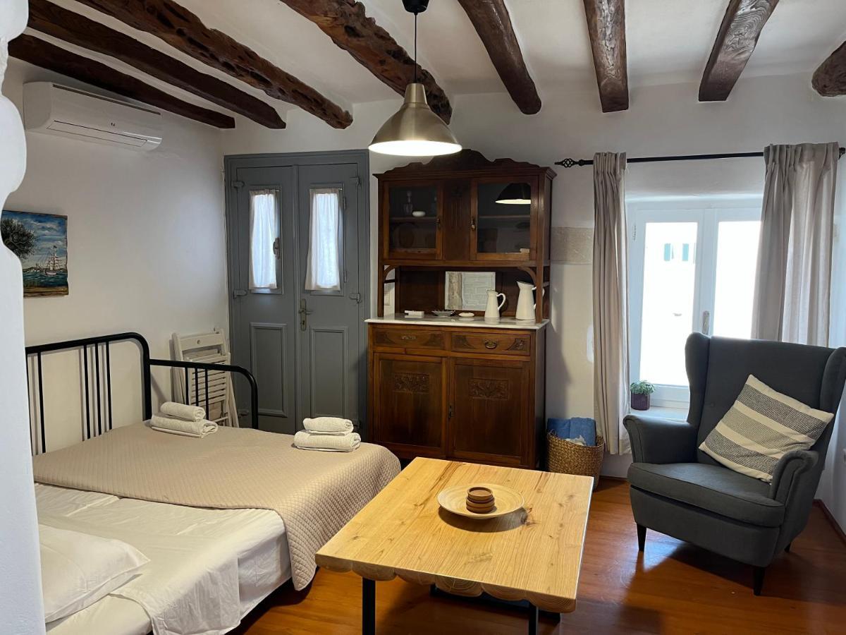 Casa Castro Villa Antiparos ภายนอก รูปภาพ